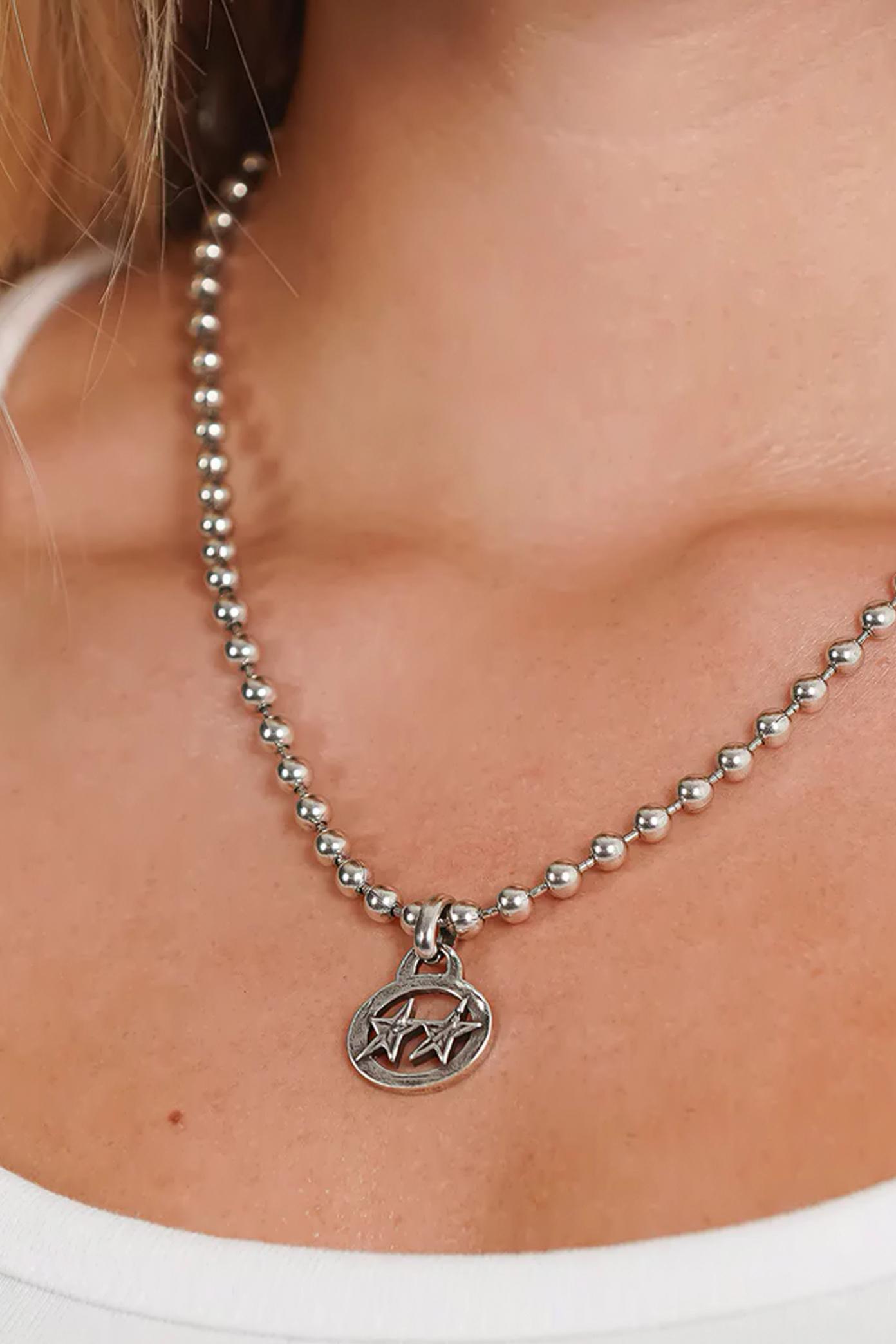 TWOJEYS ICON BALL NECKLACE en color PLATA (4)