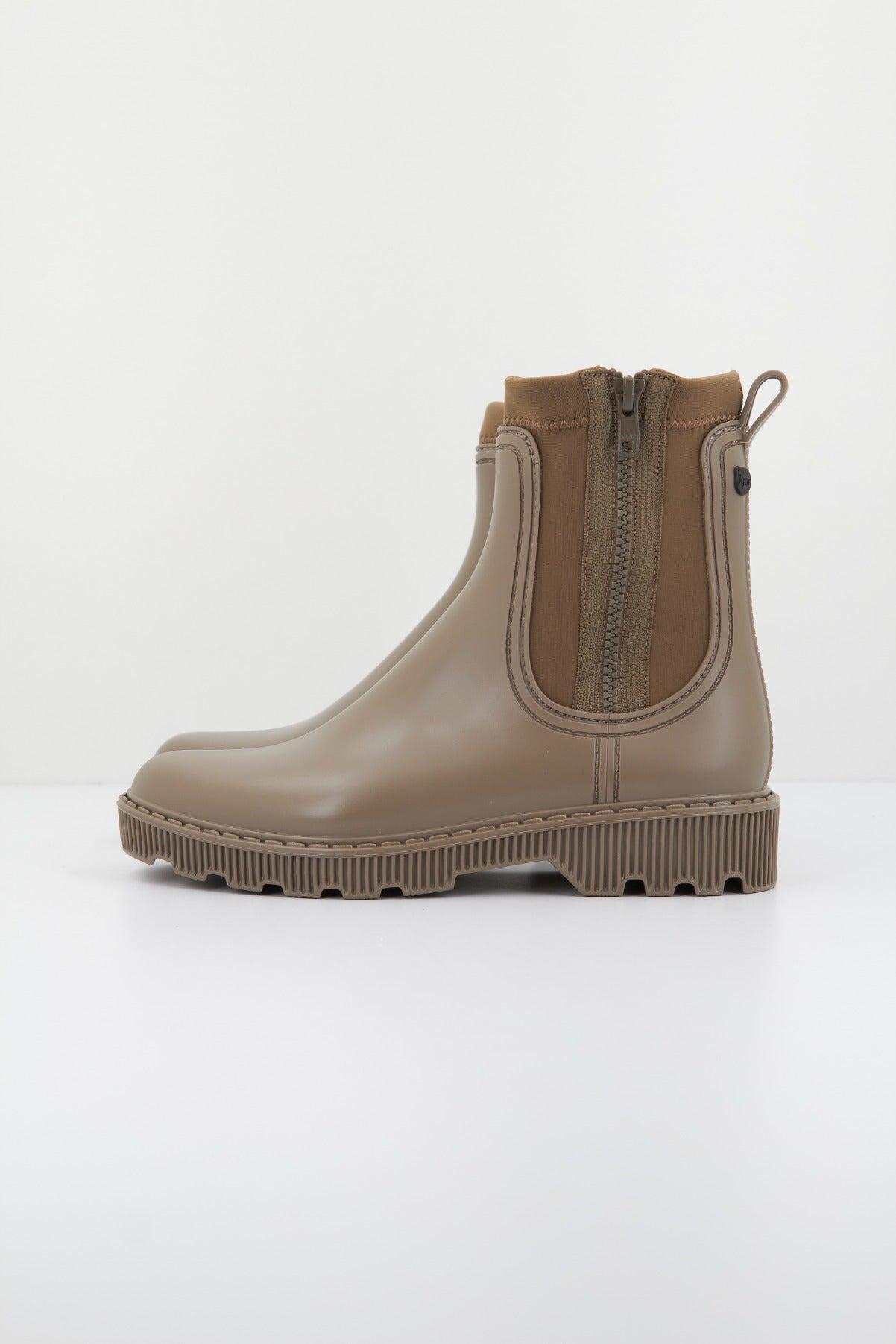 IGOR SOHO NEO MC en color MARRON (1)
