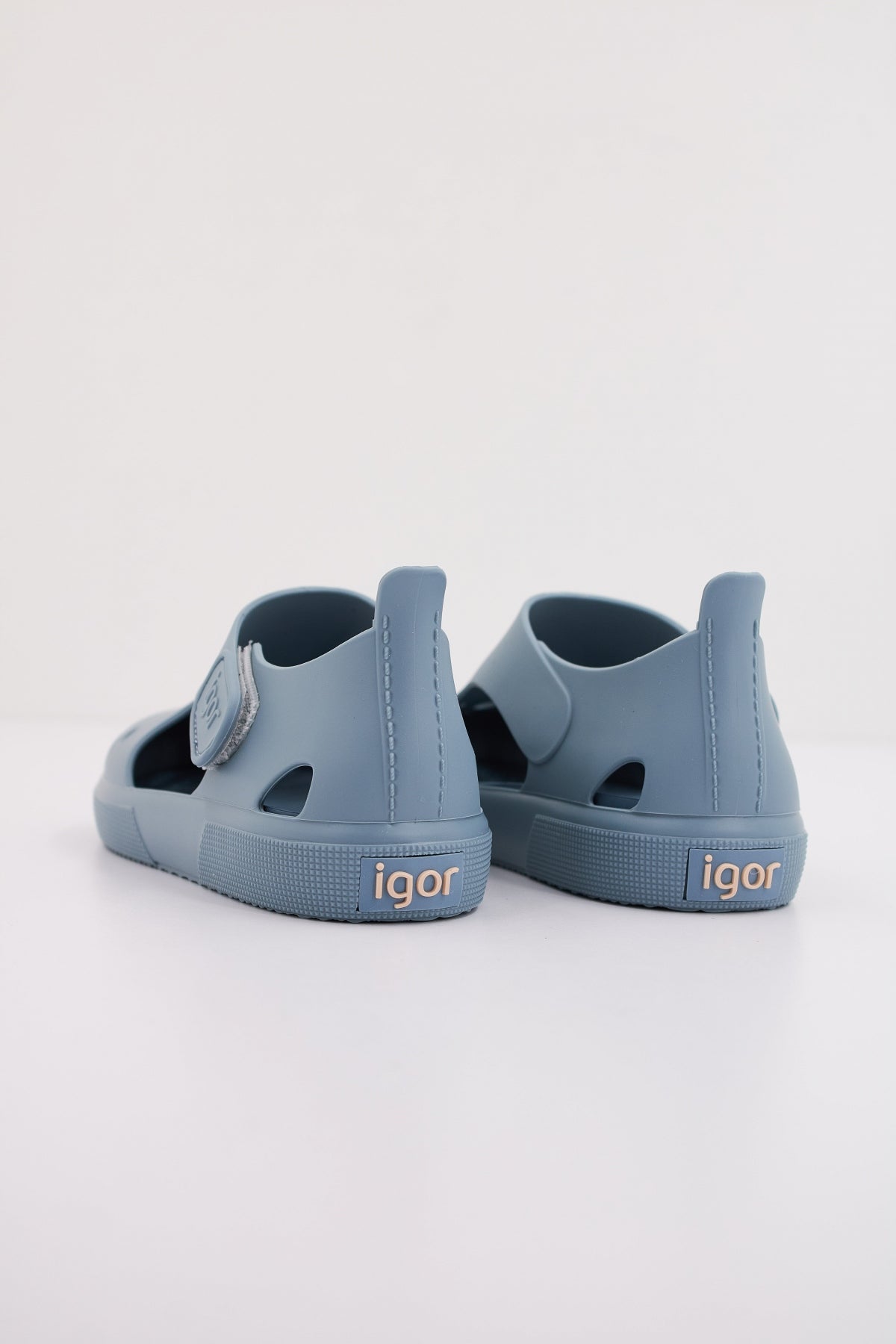 IGOR SURFI en color AZUL (4)