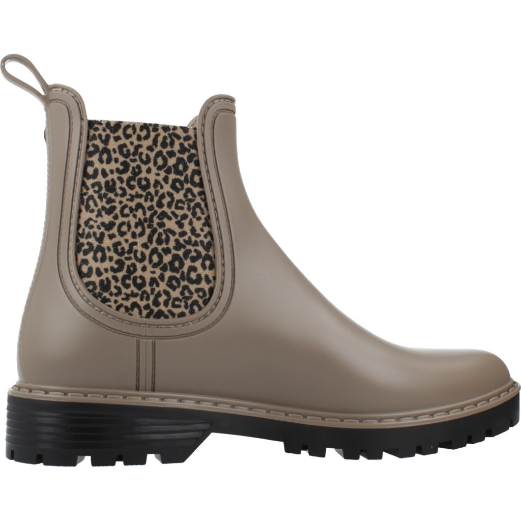 IGOR TRAK BASIC en color MARRON CLARO (4)
