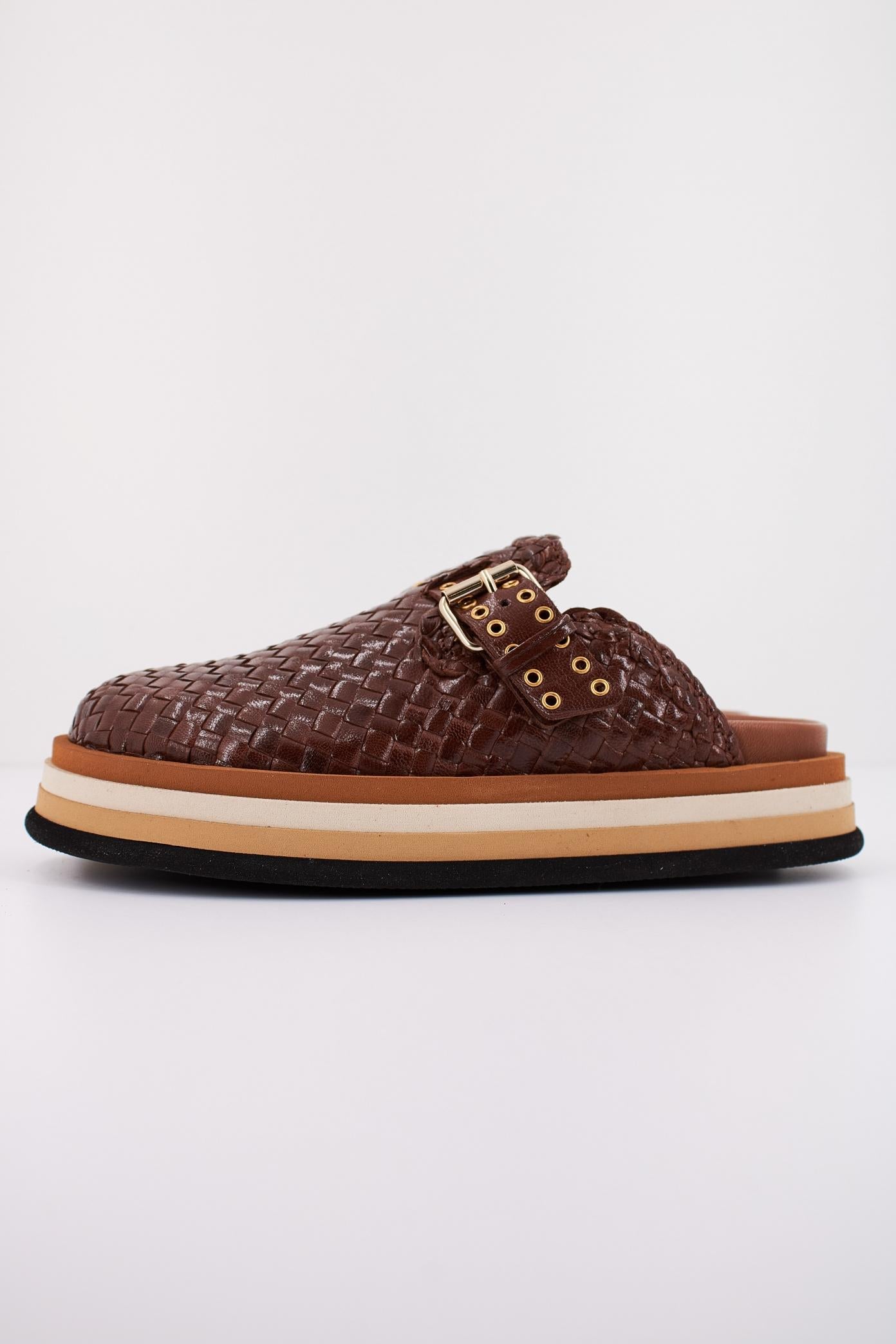 PONS QUINTANA CAIMAN en color MARRON (1)