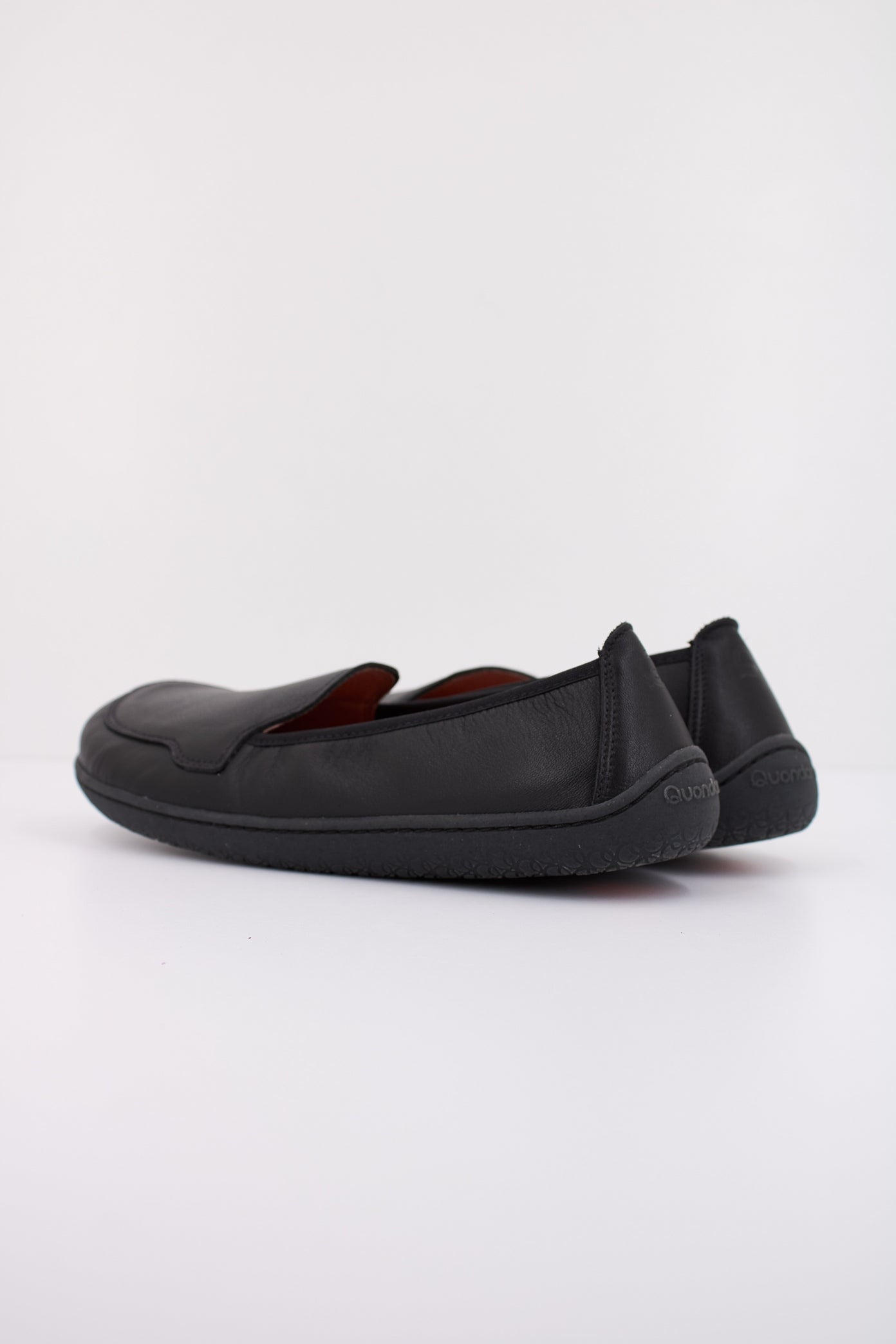 QUONDAM MOCCA en color NEGRO (4)