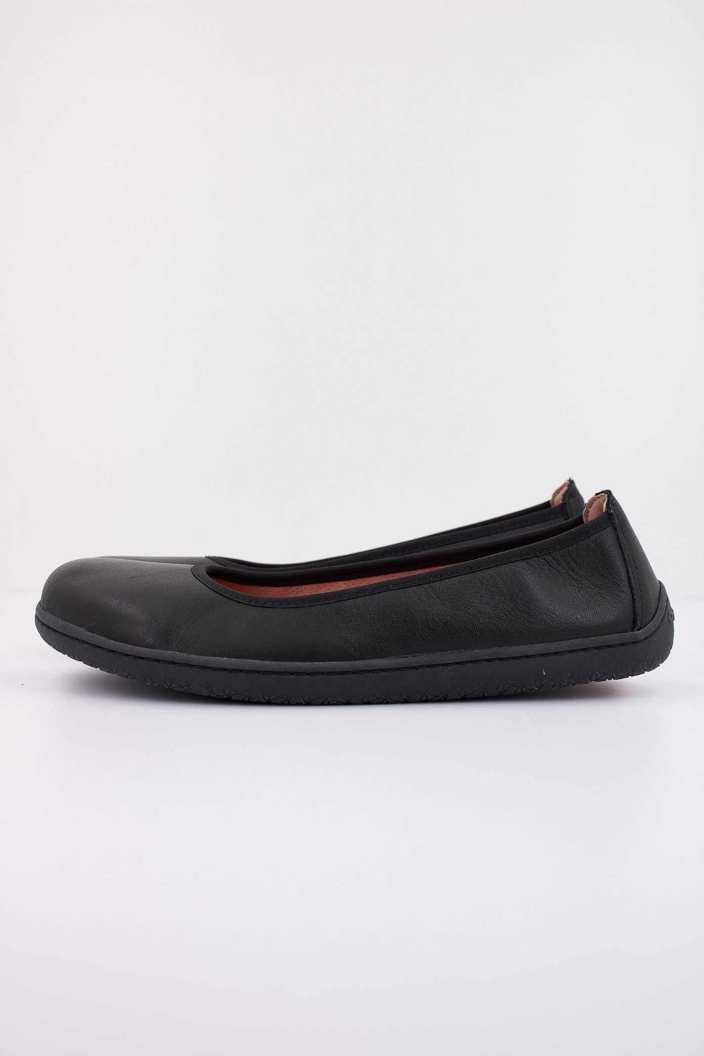 QUONDAM QUEEN en color NEGRO (1)