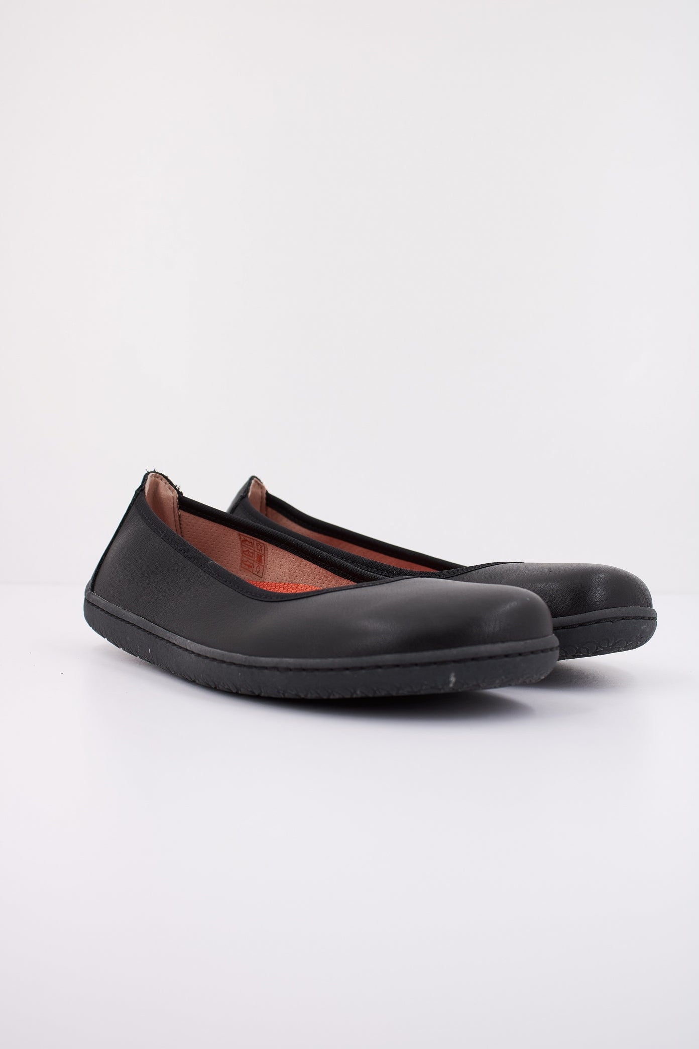 QUONDAM QUEEN en color NEGRO (2)