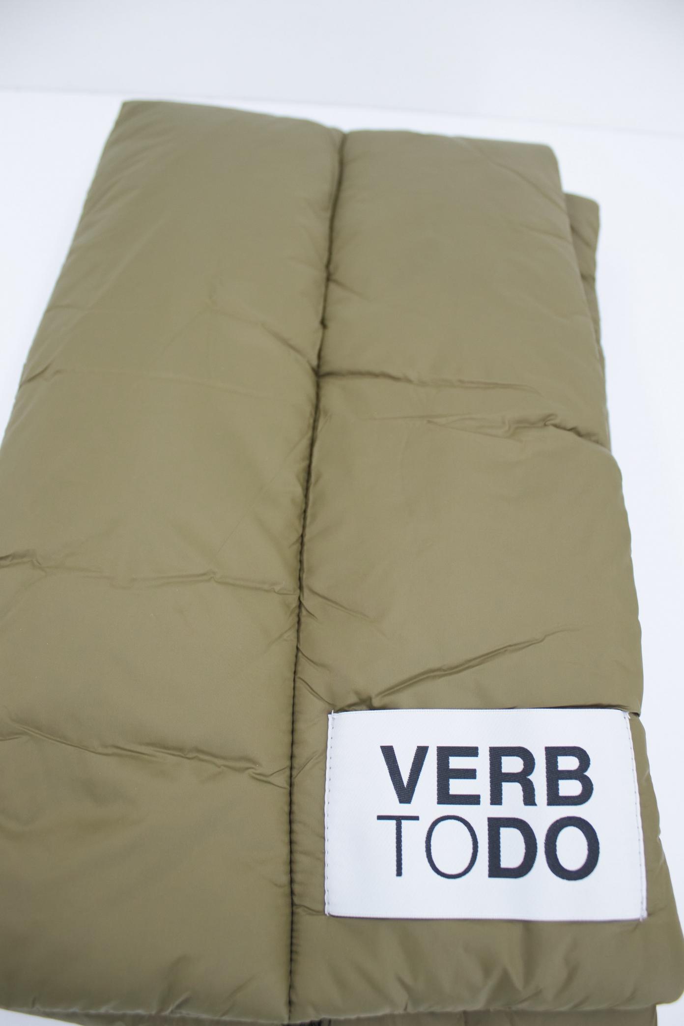 VERB TO DO PUFFER SCARF en color VERDE (3)