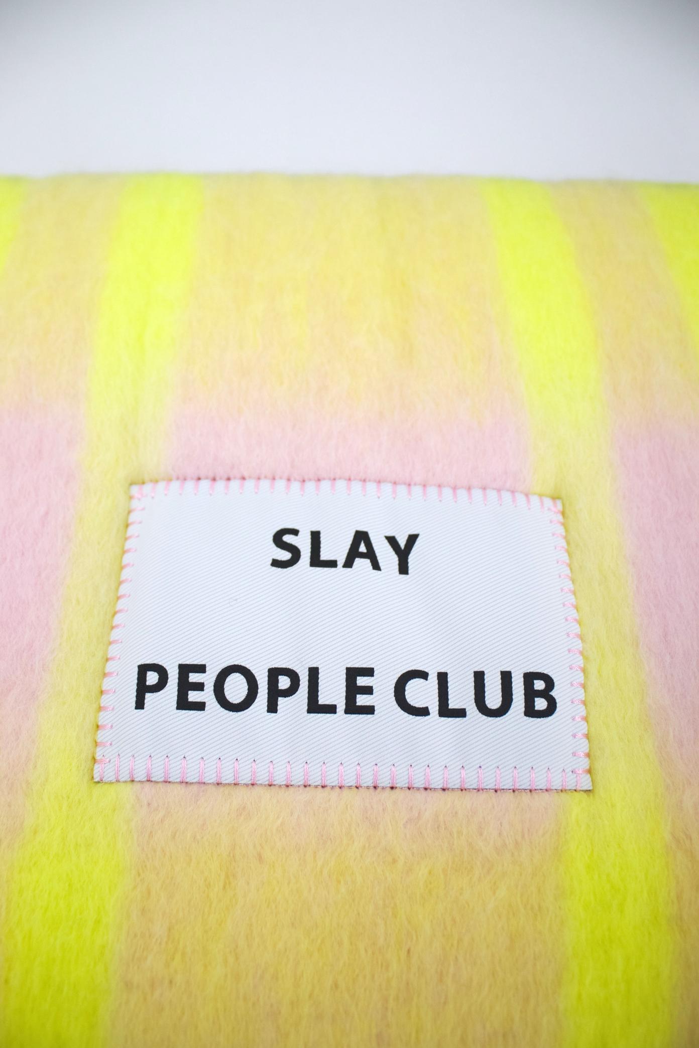 VERB TO DO SLAY PEOPLE CLUB en color MULTICOLOR (3)