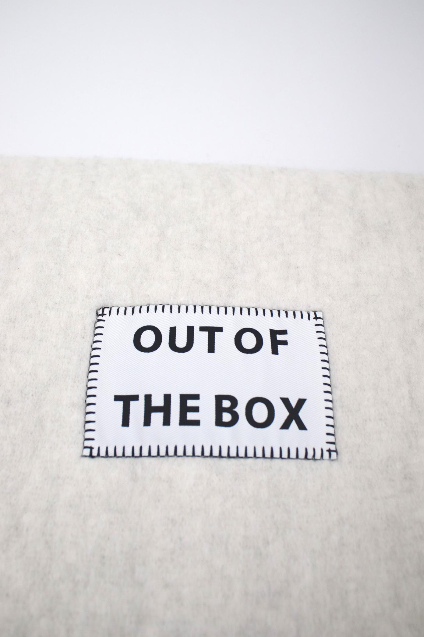 VERB TO DO OUT OF THE BOX en color BLANCO (3)