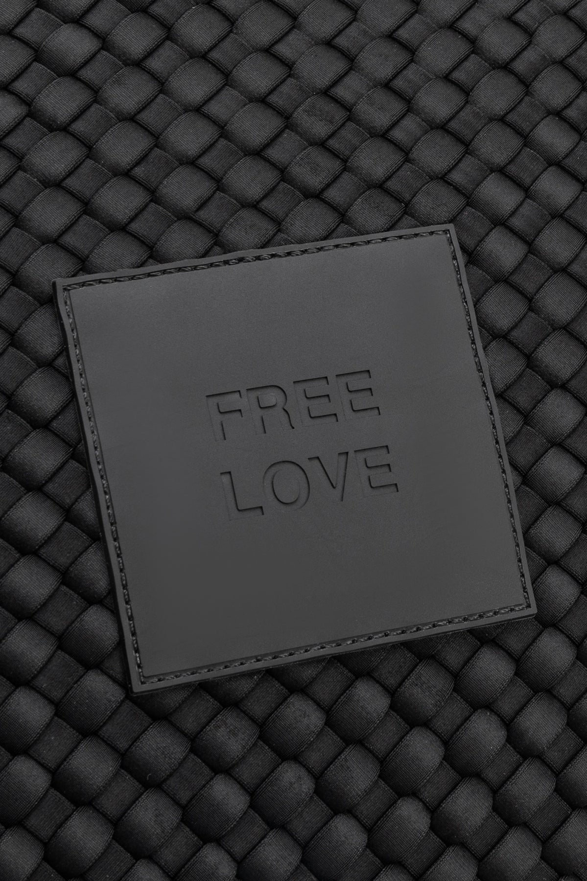 VERB TO DO FREE LOVE SB en color (6)