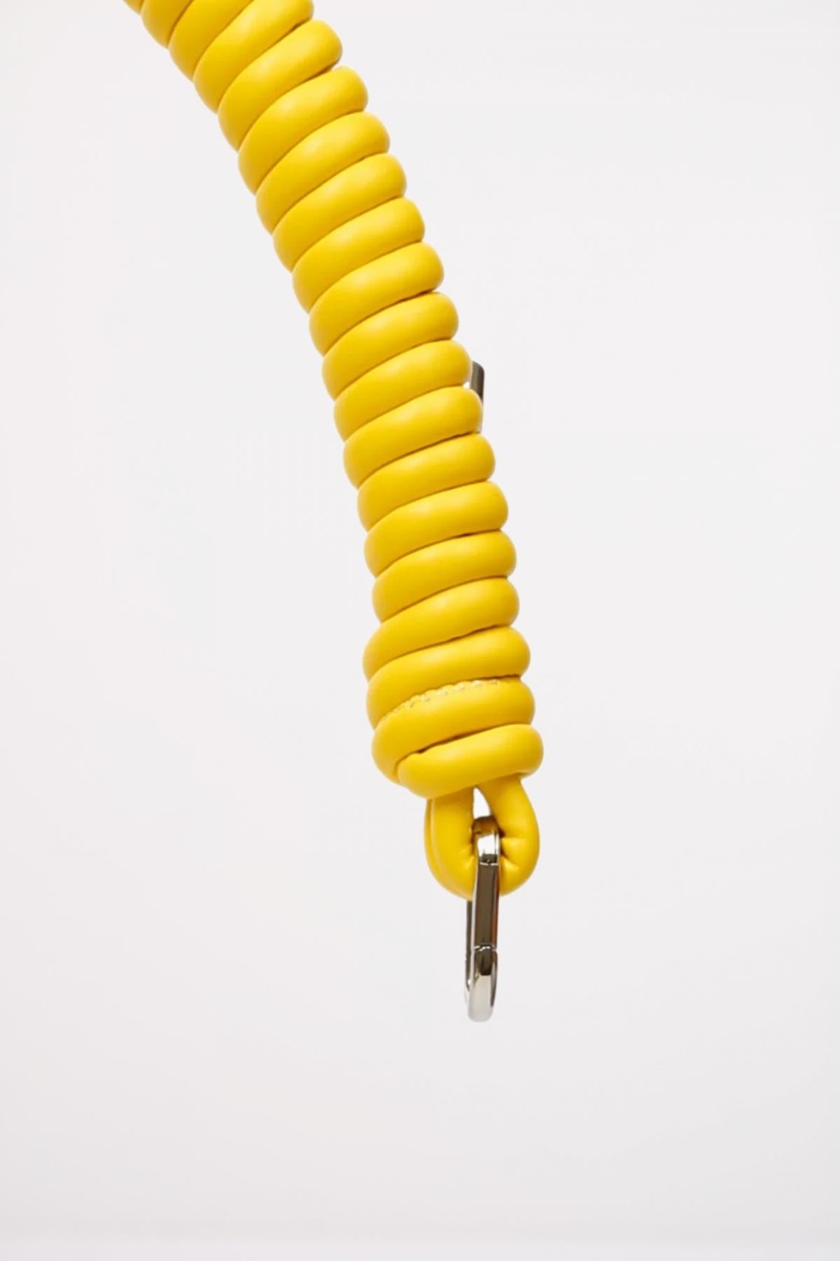 OLIVIA MAREQUE CADENA en color AMARILLO  (2)