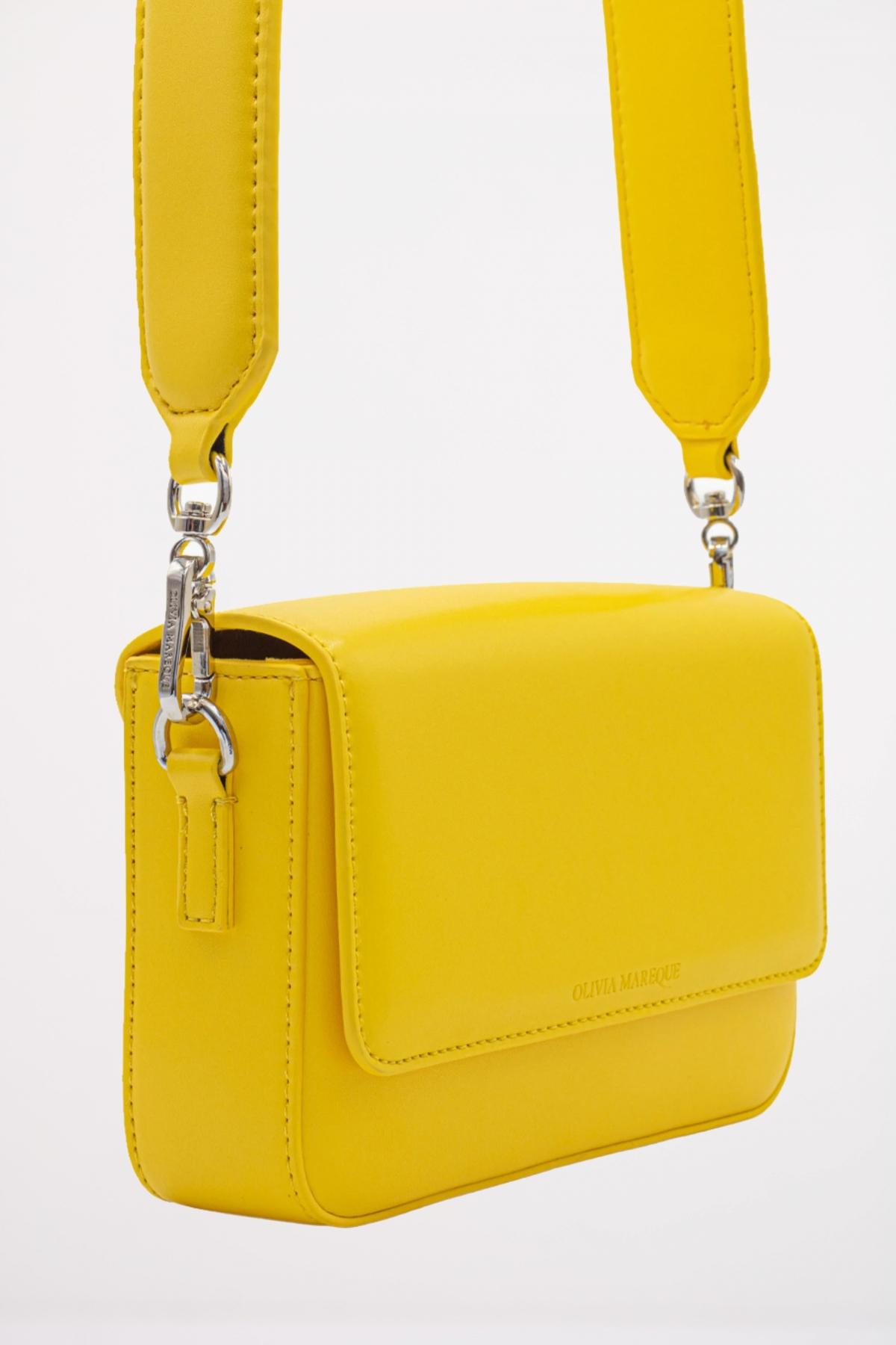 OLIVIA MAREQUE PANTONE en color AMARILLO (2)