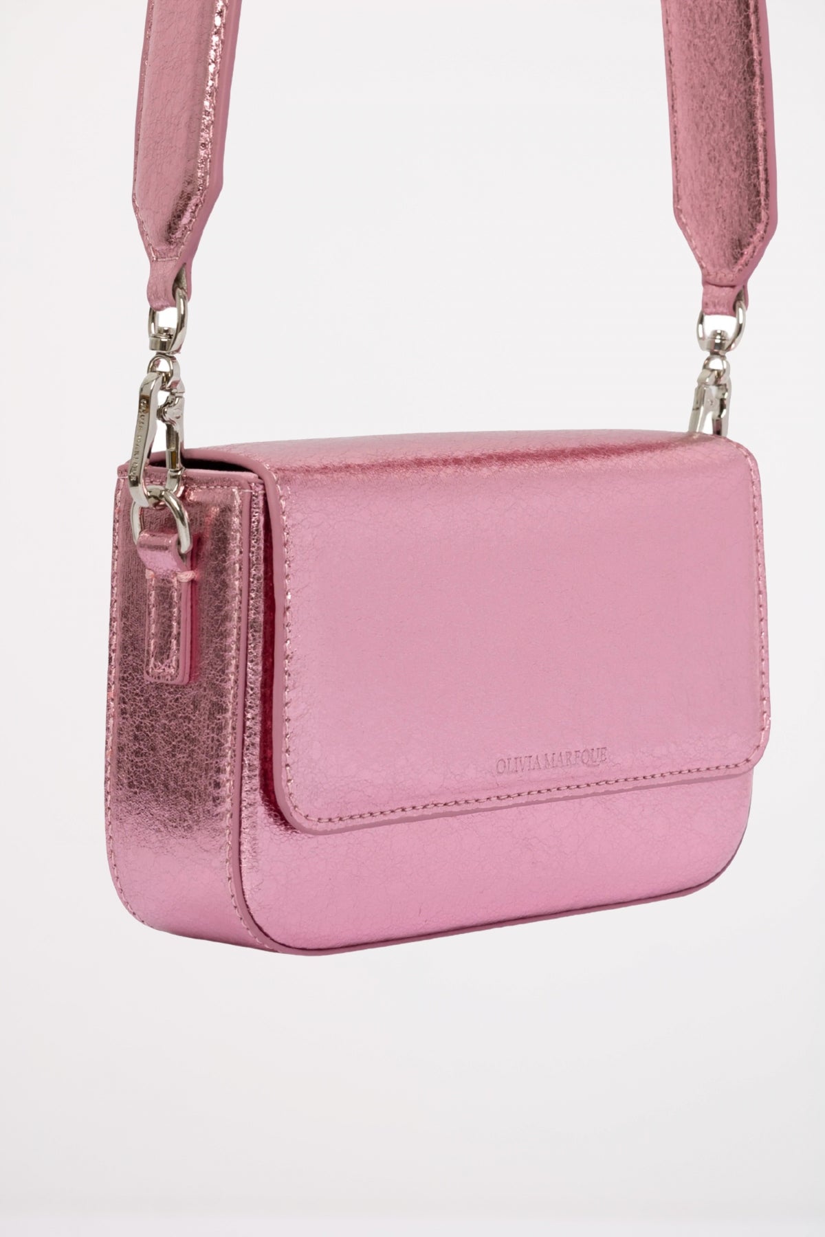 OLIVIA MAREQUE PANTONE en color ROSA (3)