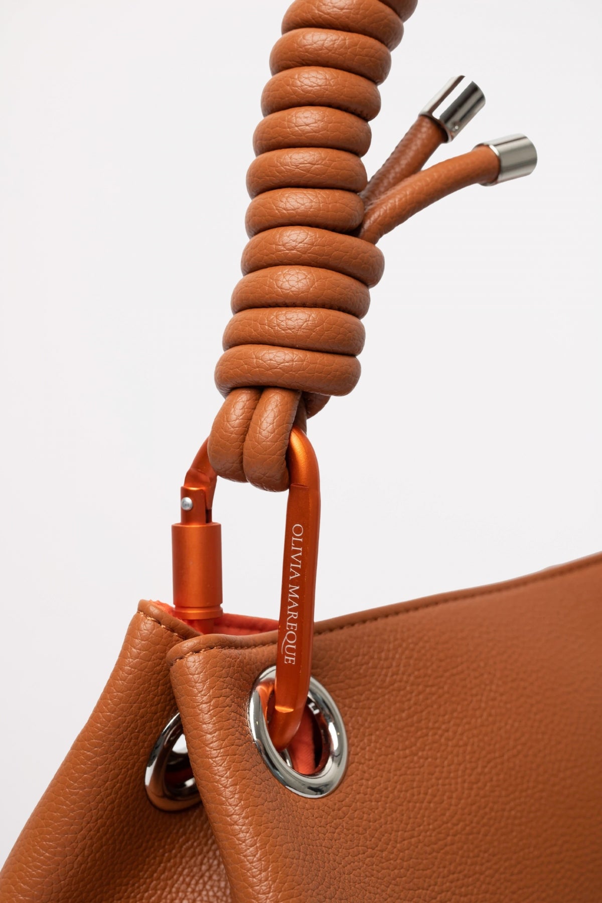 OLIVIA MAREQUE PETRA en color MARRON (3)