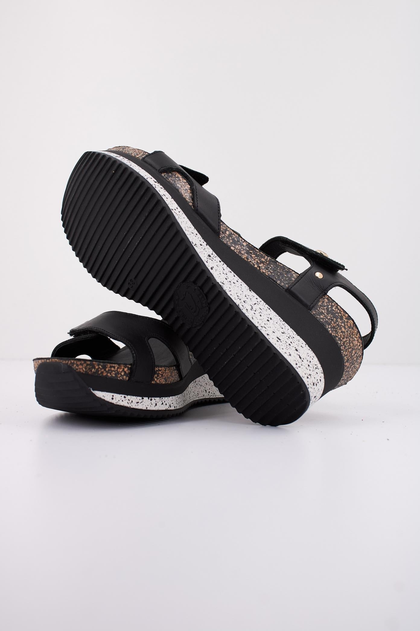 PANAMA JACK NICA SPORT B en color NEGRO (4)