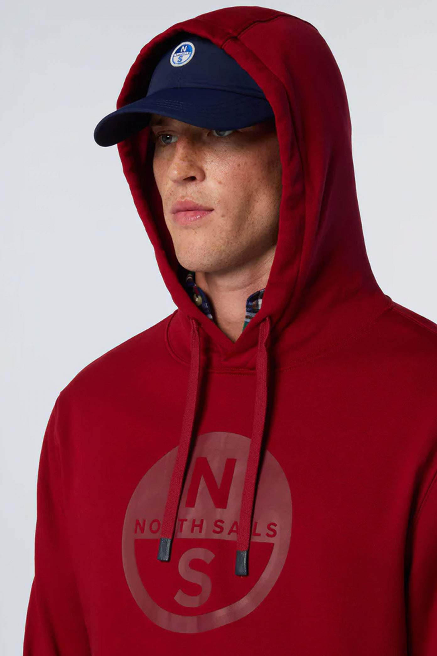 NORTH SAILS HOODED SWEATER en color ROJO (4)