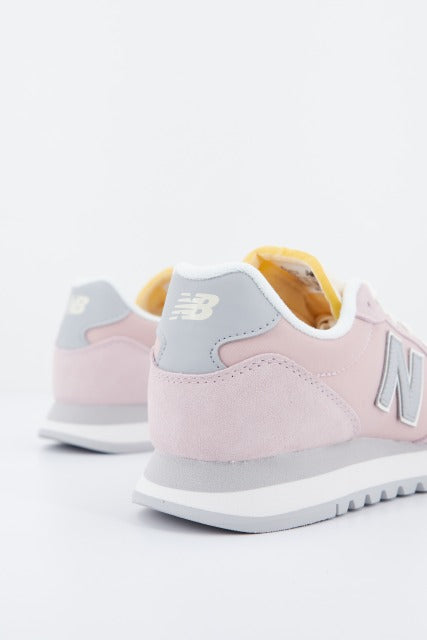 NEW BALANCE WL LD en color ROSA (3)