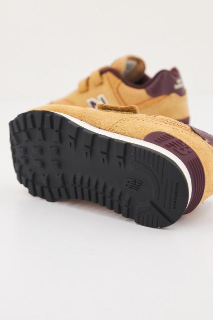 NEW BALANCE IV BF en color MARRON CLARO (4)