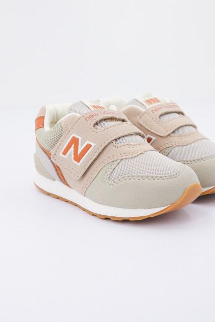NEW BALANCE IZ OG en color MARRON CLARO (1)