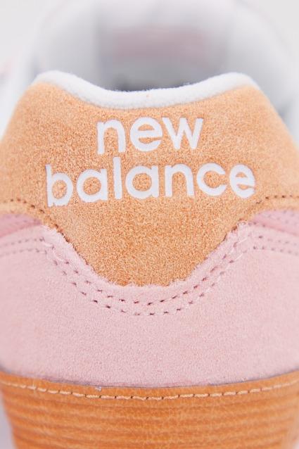 NEW BALANCE WL RB en color ROSA (4)