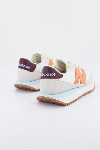 NEW BALANCE en color NUDE (2)