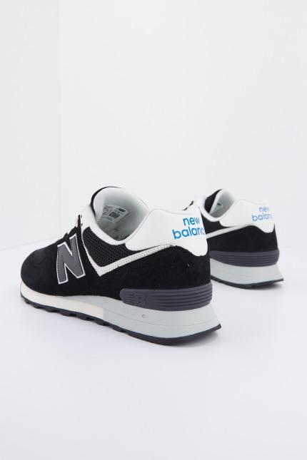 NEW BALANCE U BK en color NEGRO (3)