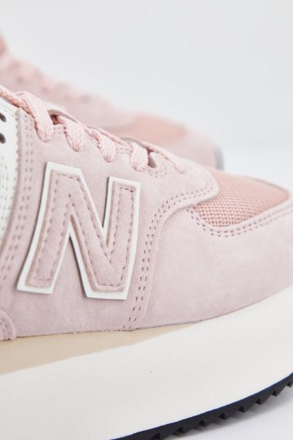 NEW BALANCE WL ZAC en color ROSA (4)