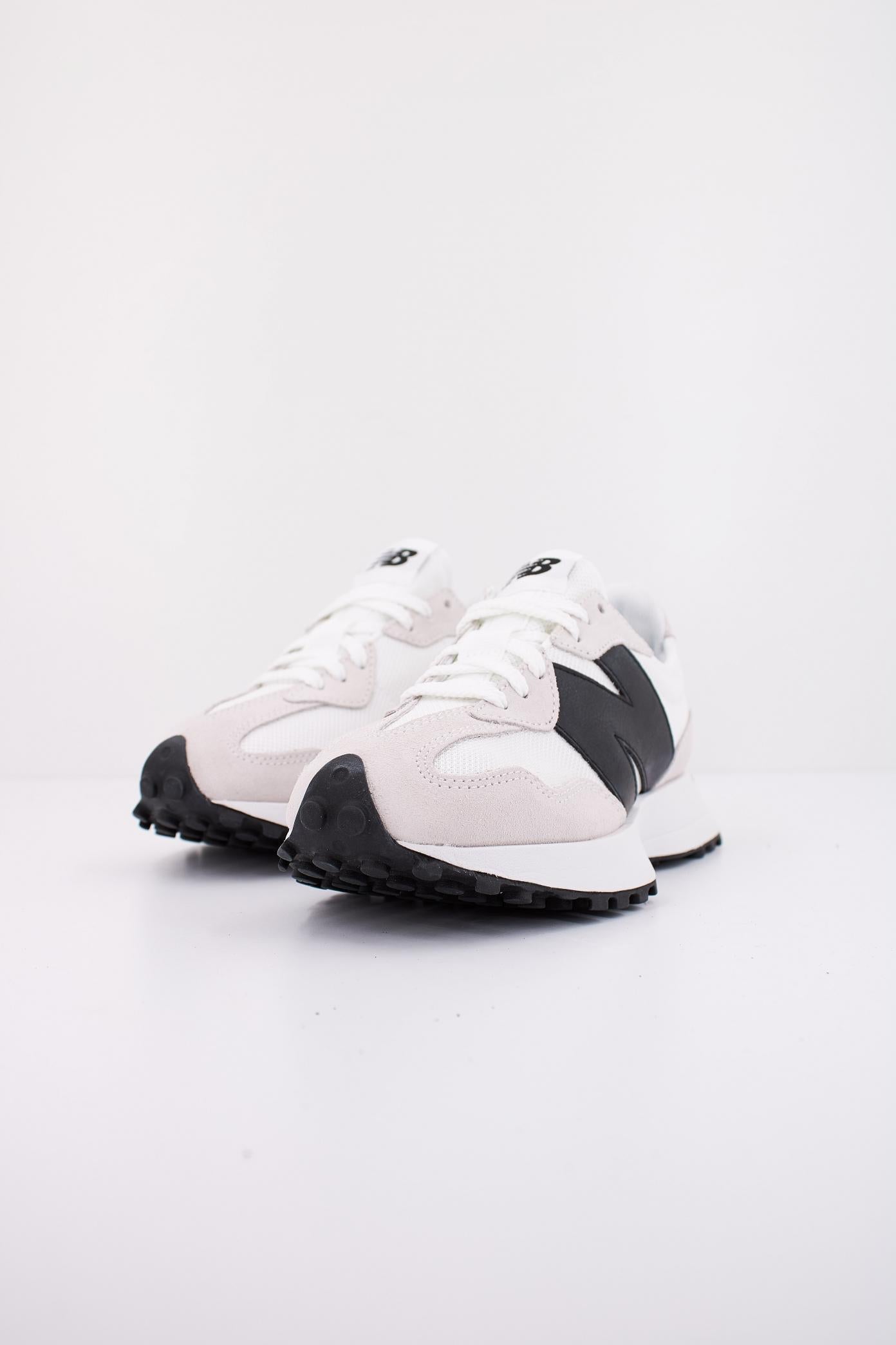 NEW BALANCE MS CWB en color BEIS (2)