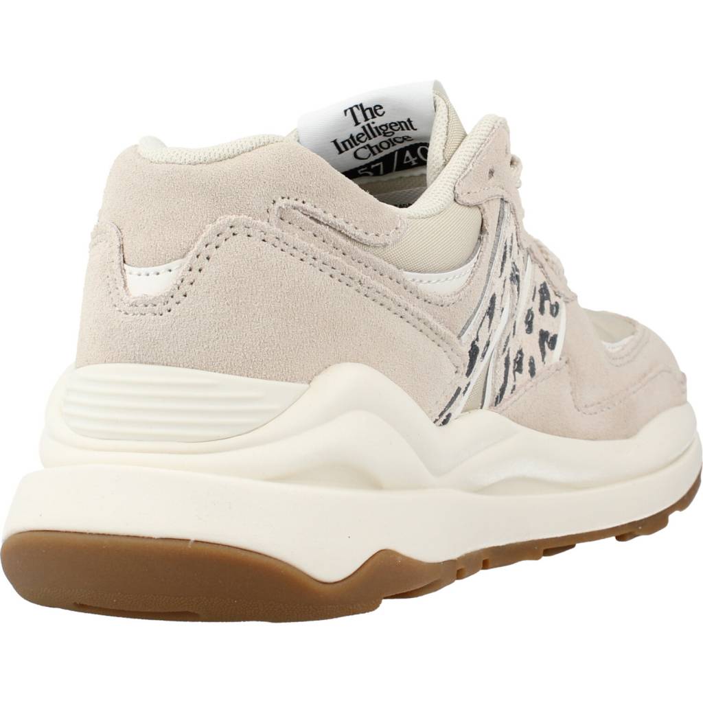 NEW BALANCE W APB en color BEIS (6)