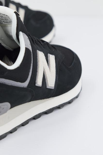 NEW BALANCE U LL en color NEGRO (3)