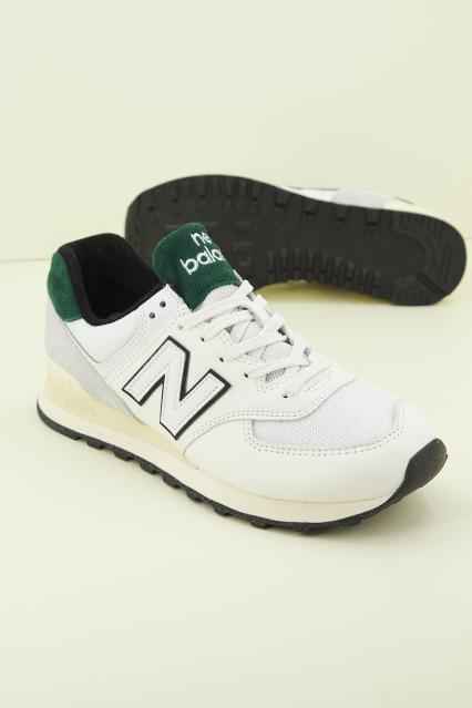 NEW BALANCE U VX en color BLANCO (1)