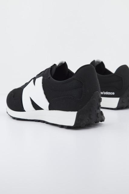 NEW BALANCE GS CBW en color NEGRO (3)