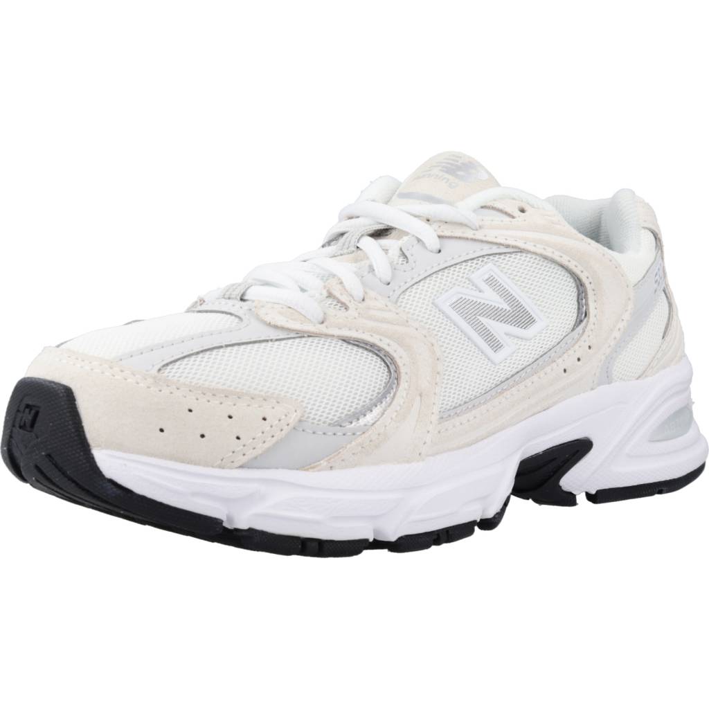 NEW BALANCE LIFESTYLE en color BEIS (1)
