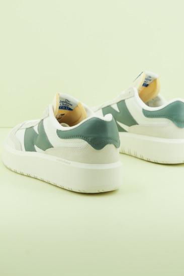 NEW BALANCE CT RO en color BLANCO (3)