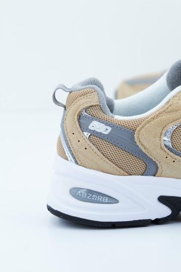 NEW BALANCE MR CJ en color MARRON CLARO (4)