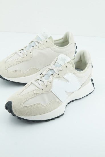 NEW BALANCE U EE en color BEIS (2)