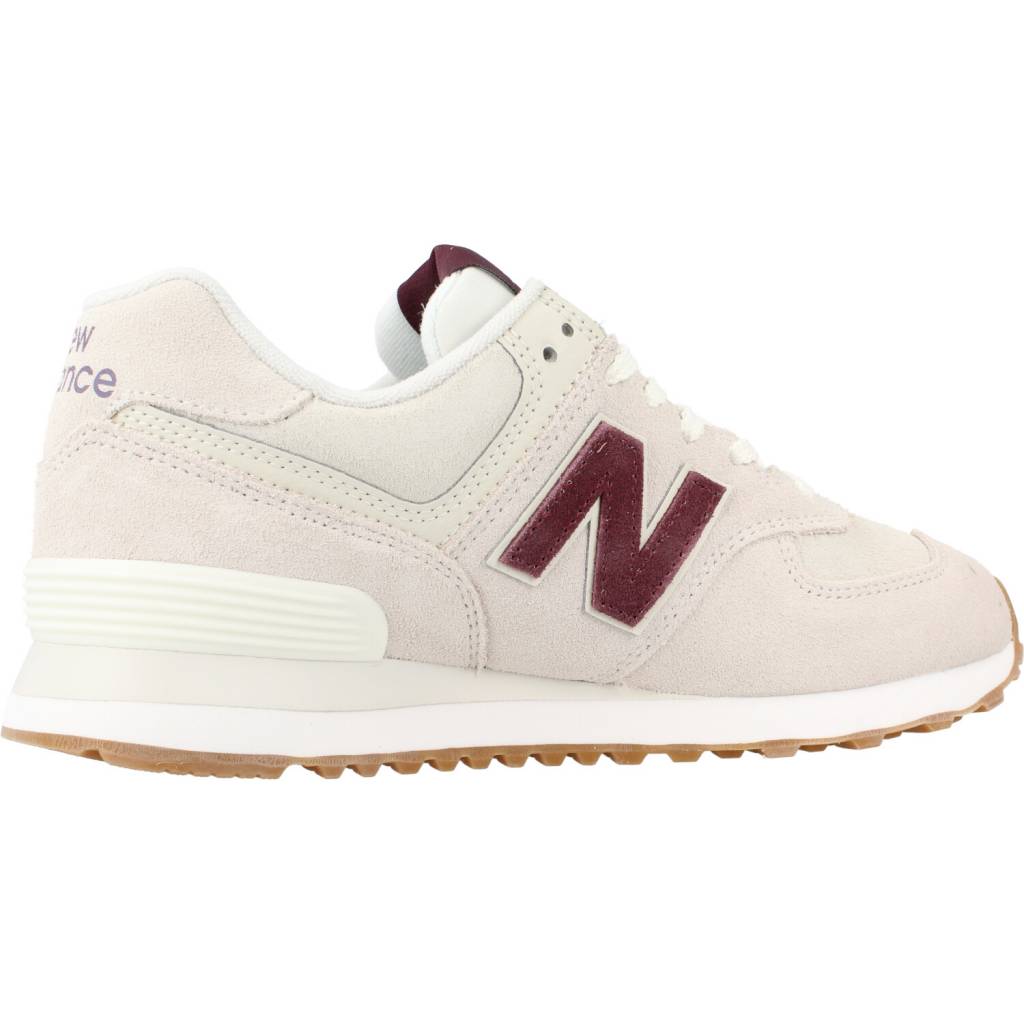 NEW BALANCE U NOW UV en color BEIS (7)