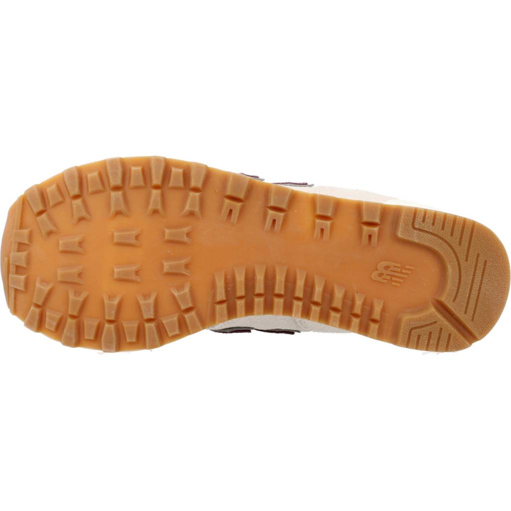 NEW BALANCE U NOW UV en color BEIS (9)