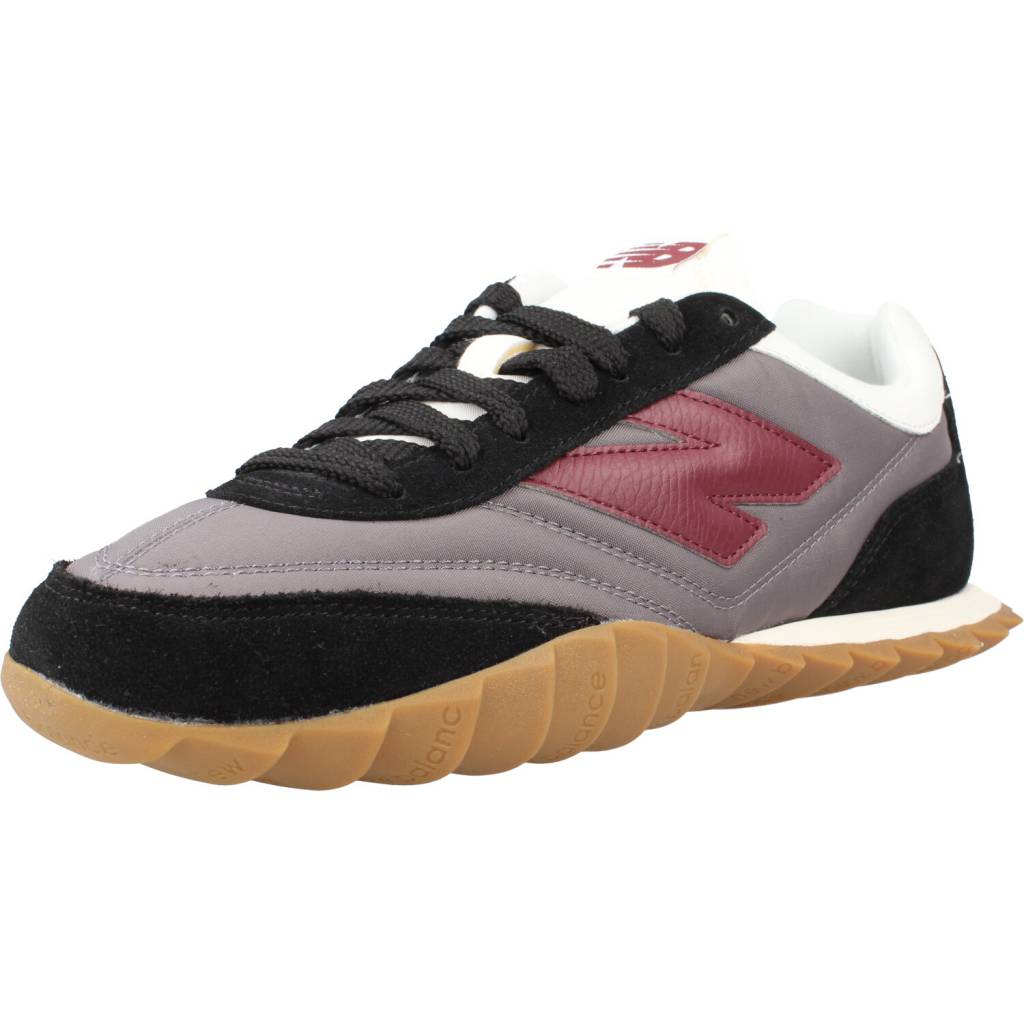 NEW BALANCE URC SB LIFESTYLE en color NEGRO (4)