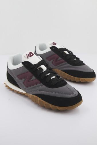 NEW BALANCE URC SB LIFESTYLE en color NEGRO (1)