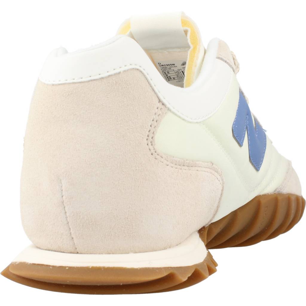 NEW BALANCE URC SM LIFESTYLE en color BEIS (6)