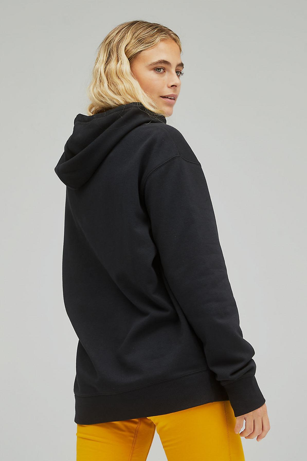 NEW BALANCE TERRY HOODIE en color NEGRO (3)