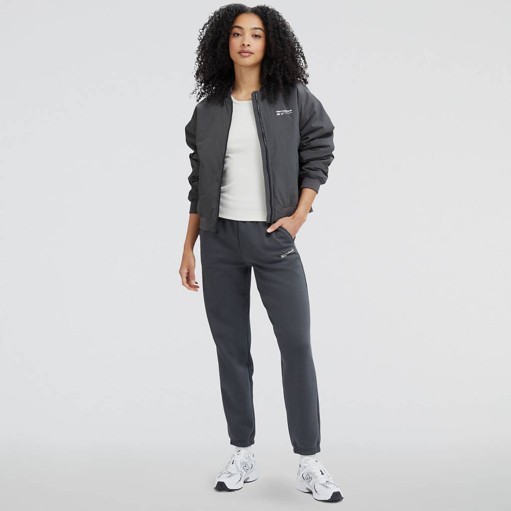 NEW BALANCE INSULATED JACKET en color GRIS (7)