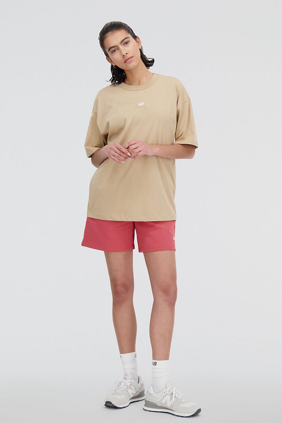 NEW BALANCE ATHLETICS OVERSIZED T-SHIRT en color MARRON CLARO (4)