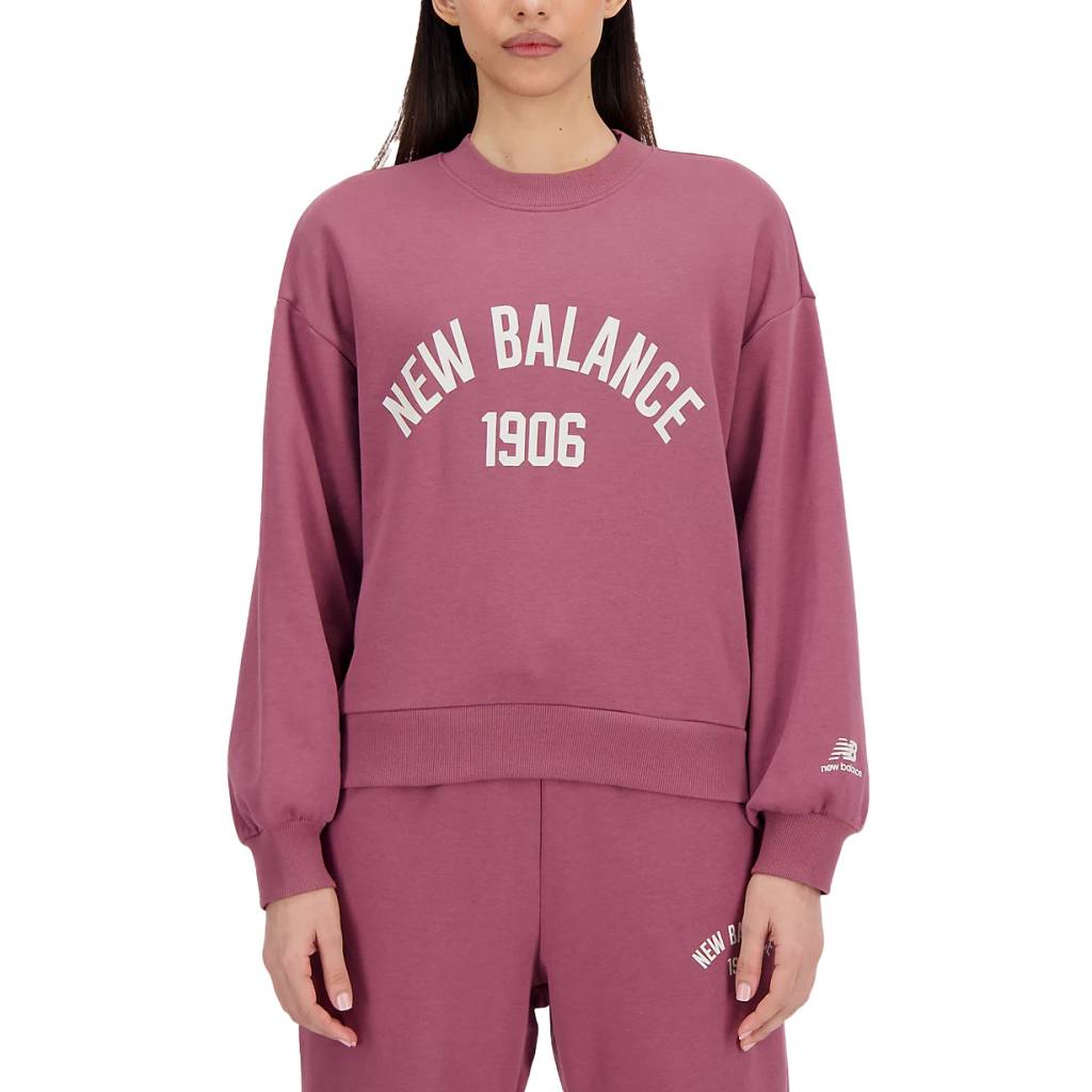 NEW BALANCE ESSENTIALS VARSITY FLEECE CREW en color BURDEOS (4)