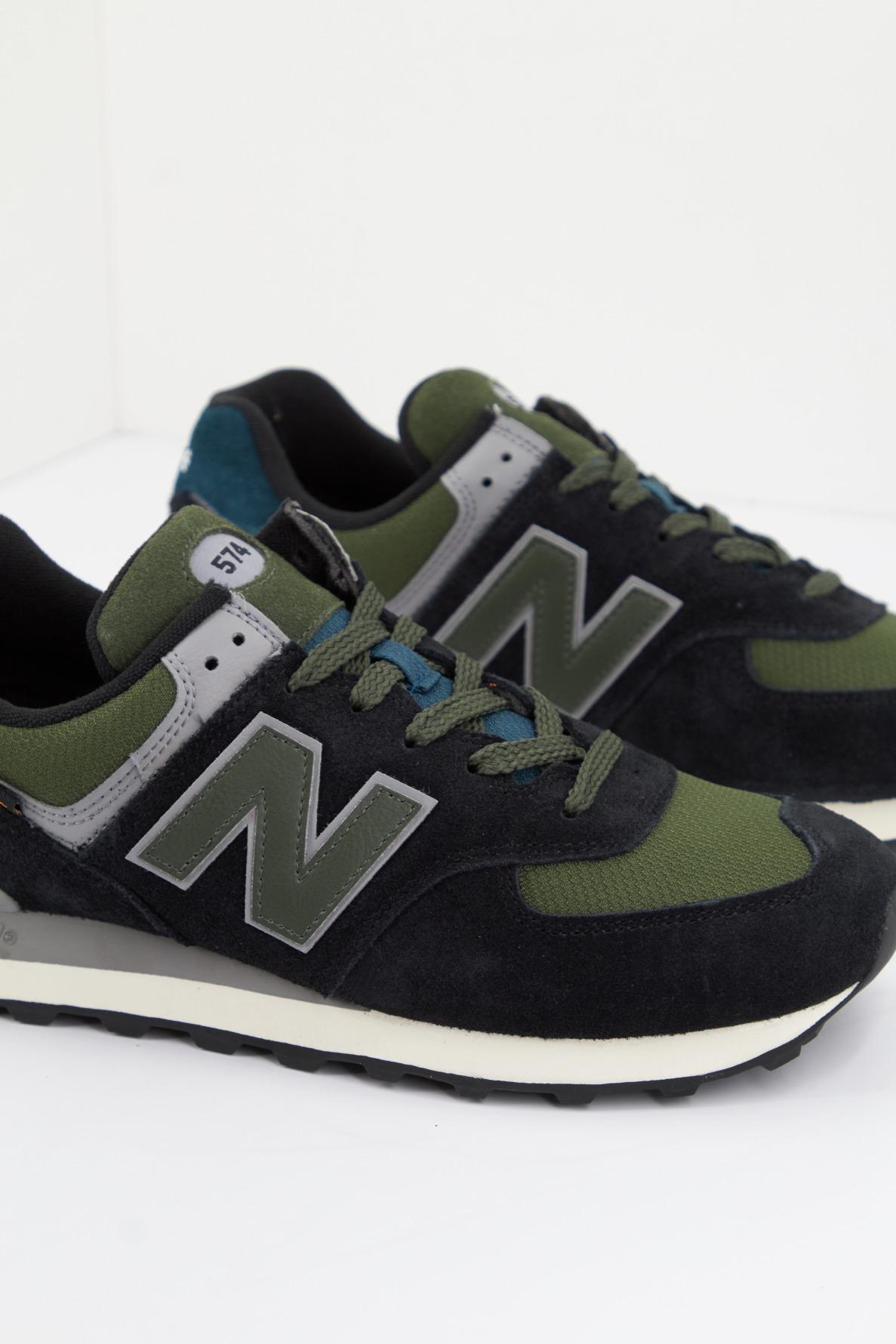 NEW BALANCE UKBG en color AZUL (4)