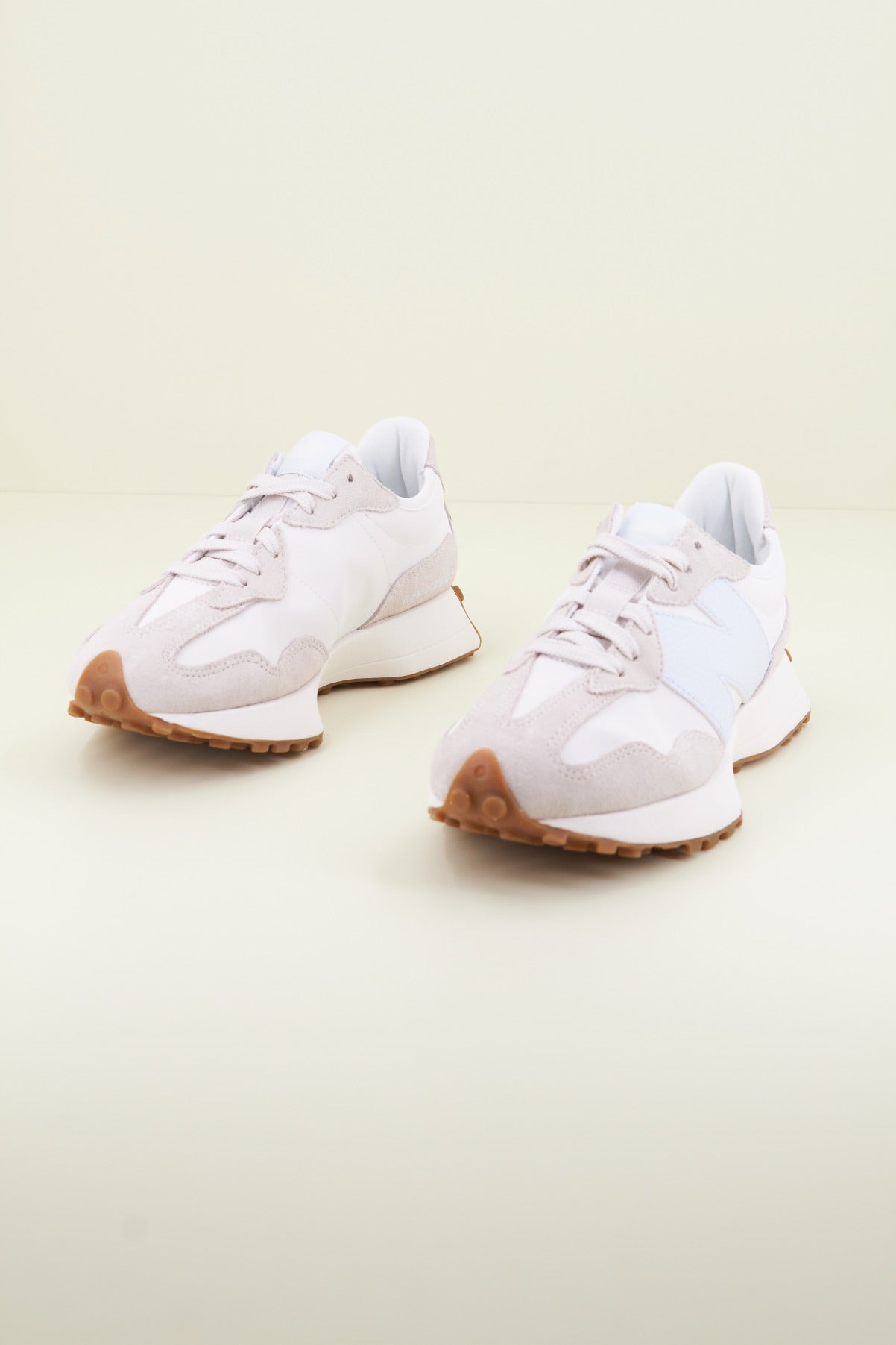 NEW BALANCE WSOT en color BEIS (3)