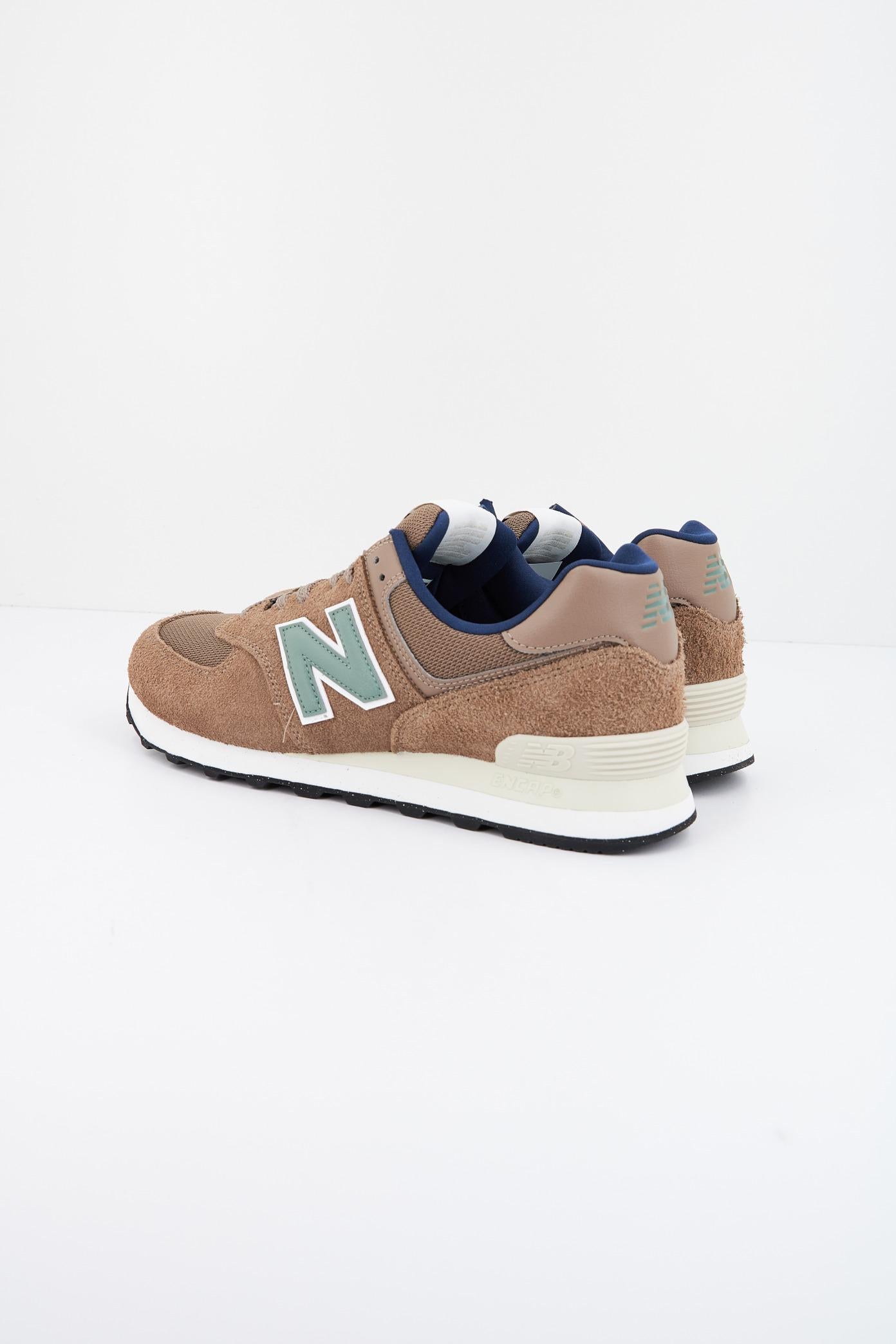 NEW BALANCE U SBB en color MARRON (3)