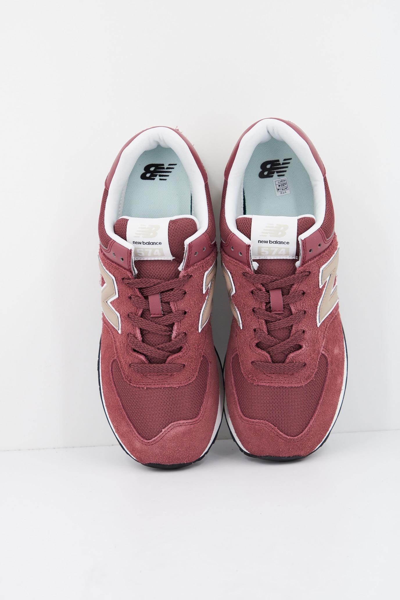 NEW BALANCE U SMB en color ROJO (2)
