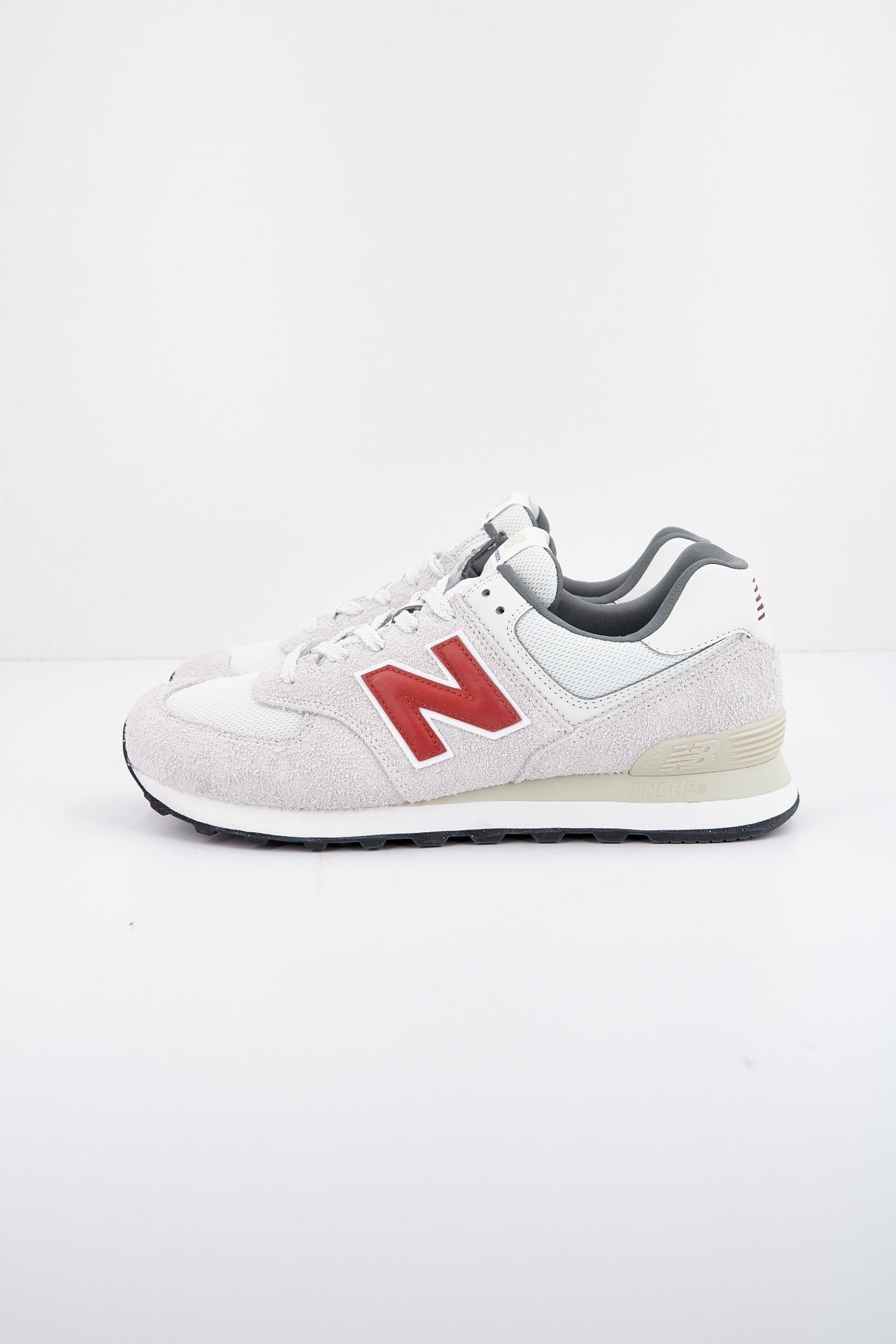 NEW BALANCE U SOR en color BLANCO (1)