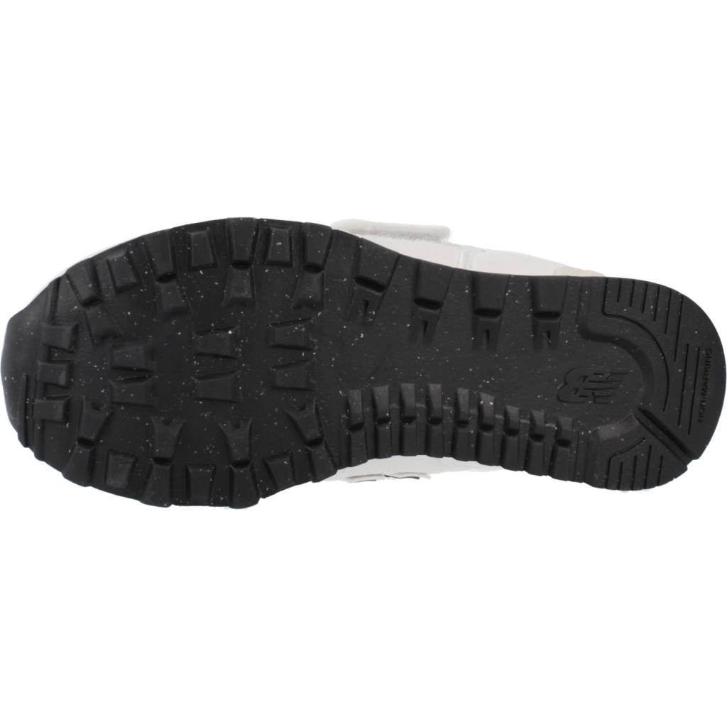 NEW BALANCE PV SRO en color BLANCO (9)