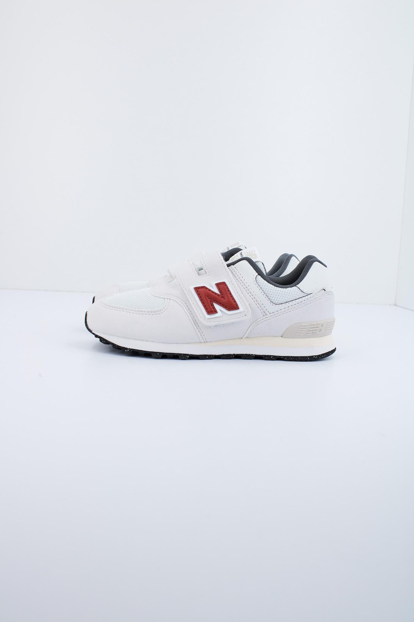 NEW BALANCE PV SRO en color BLANCO (1)